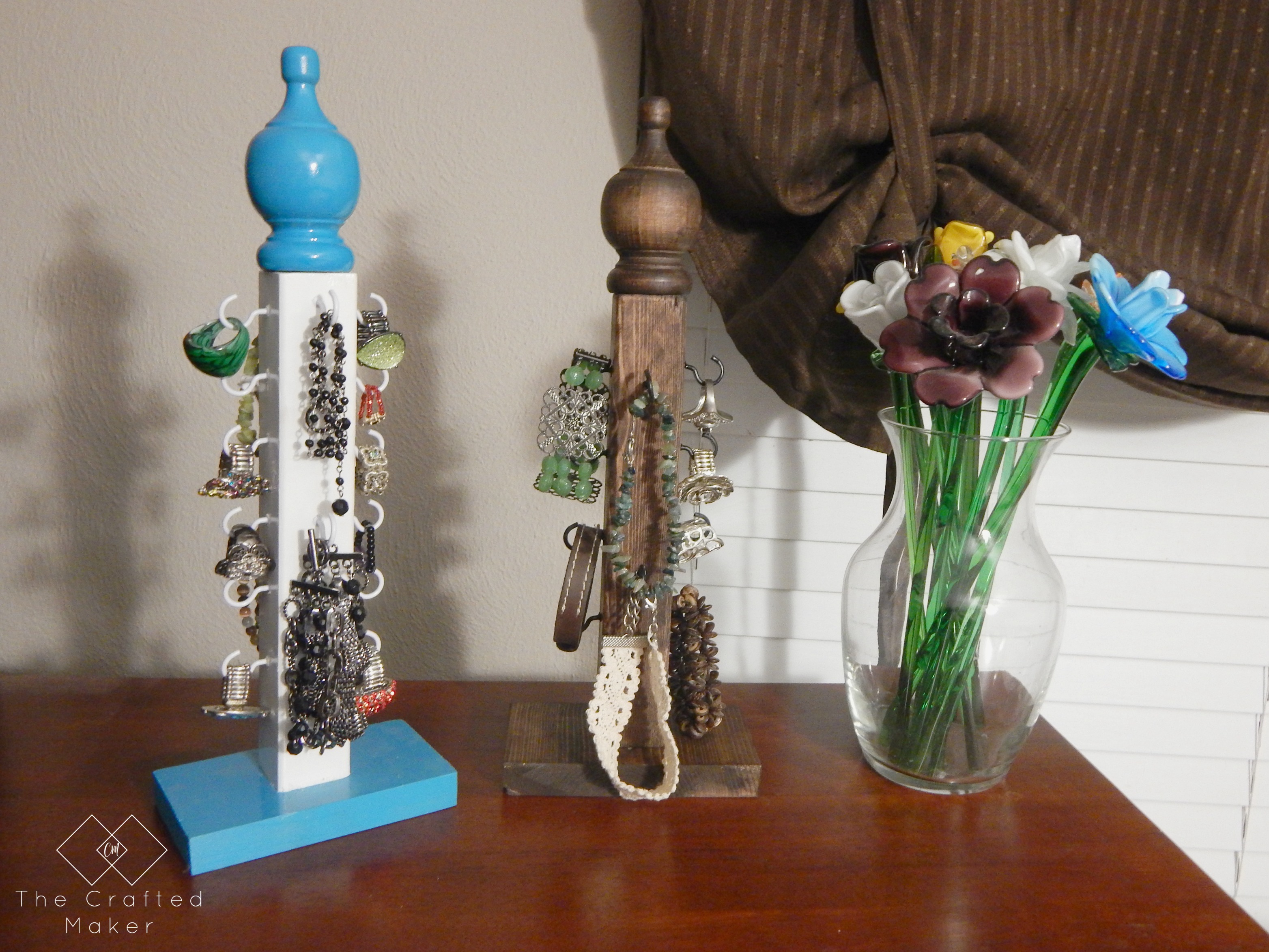 DIY Jewelry Stand!