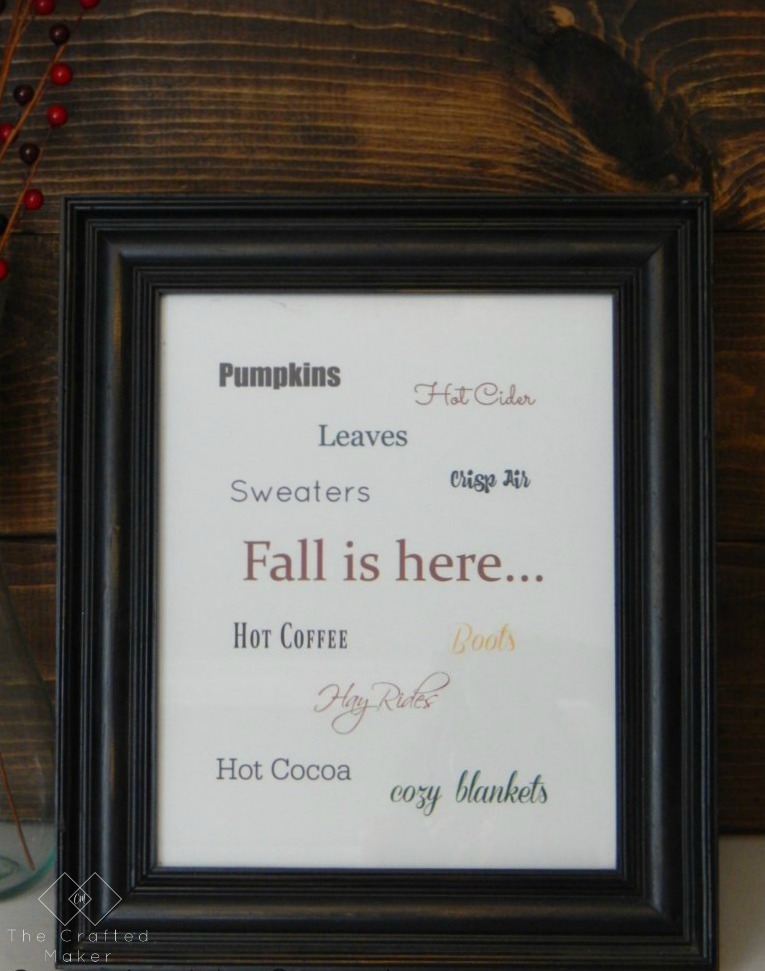 There are so many cozy aspects of fall such as sweaters, warm apple cider, and boots! This FREE printable is a great way to decorate for fall.