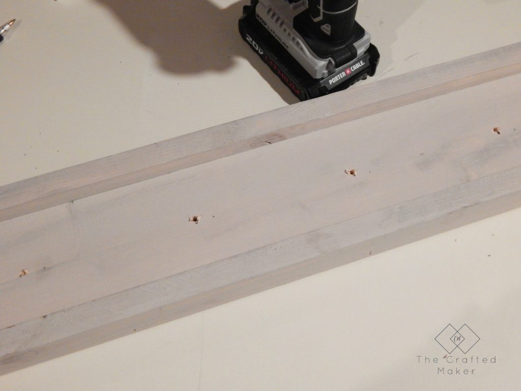 Build this scrap wood stocking holder to use this Christmas. Great project to display your stockings if you do not have a fireplace or a mantle.