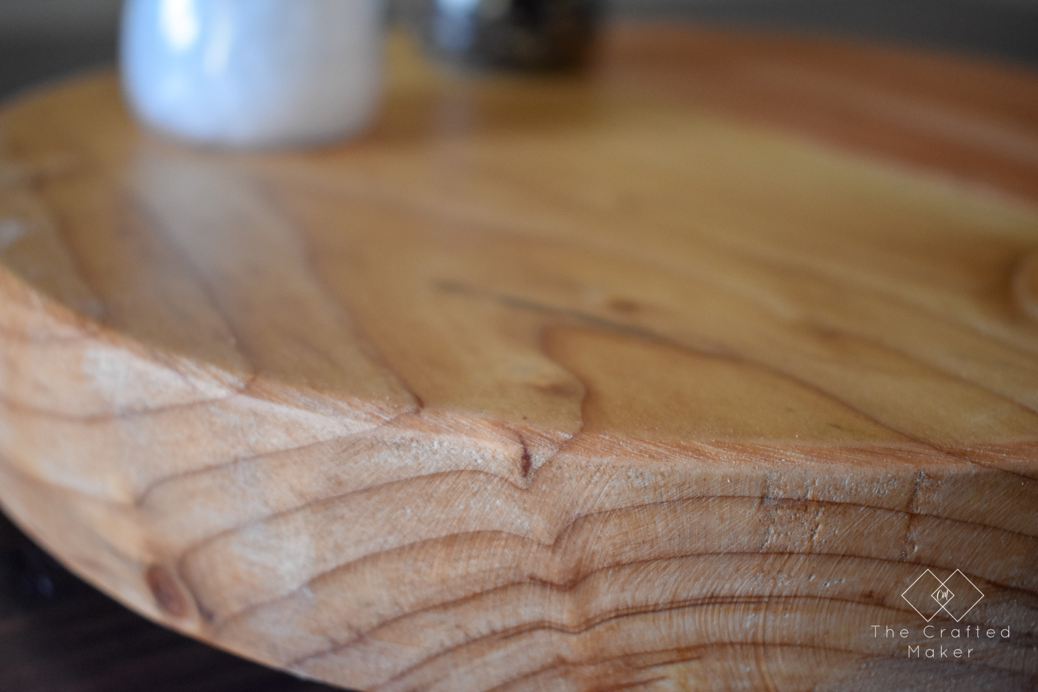 Scrap wood is something most of us have more than enough of. Why not make this wooden Lazy Susan and put that scrap wood to good use!